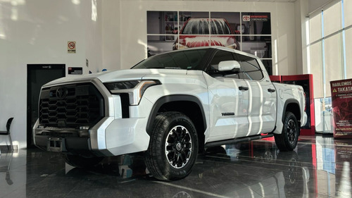 Toyota Tundra 4p TRD Off Road HEV V6/3.5/T Aut
