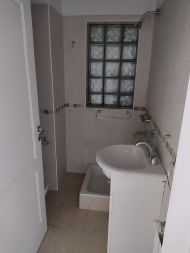 Imagen 15 de 25 de Venta Departamento Dúplex Centro Bariloche Con Vista Al Lago Y Cochera + Baulera, 3 Dormitorios, 3 Baños, 2 Balcones.