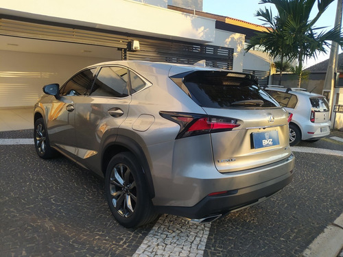 Lexus Nx 200t 2015 2.0 F-sport Aut. 5p