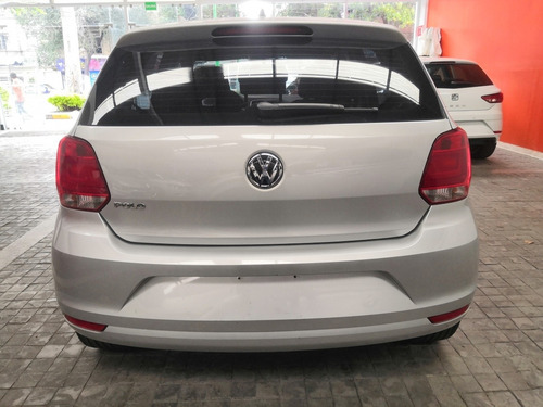 Imagen 4 de 15 de Volkswagen Polo 2020 1.6 L4 Sound Mt