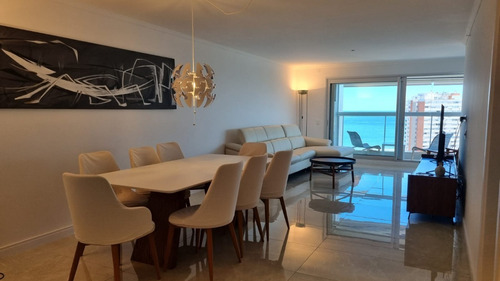 Imagen 2 de 28 de Alquiler Temporario De Apartamento De 3 Dormitorios En Edificio Miami Boulevard Ii - Punta Del Este, Mansa