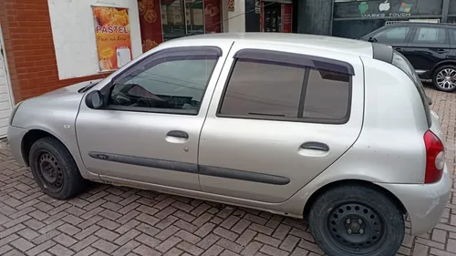 Imagem de Renault Clio 1.0 16v Campus Hi-flex 5p
