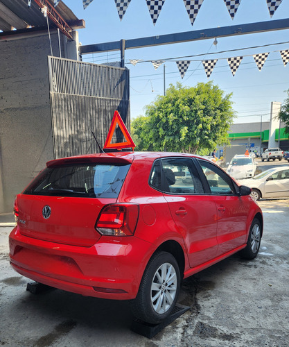 Volkswagen Polo 1.6 L4 Sound Tiptronic At