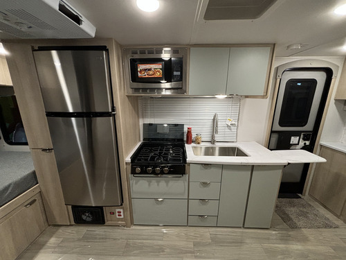 Trailer Importado Winnebago 1821fb - 0km - Y@w2