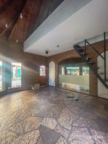 Local Con Depósito 30 M2 En Alquiler En Paseo Florido - Hurlingham