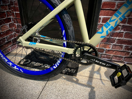 Bicicleta Vikingx Aro 26 21v Freio Disco Hidraulico Tuff 38 Cor Oliva Claro Aro Azul Tamanho Do Quadro 13.5