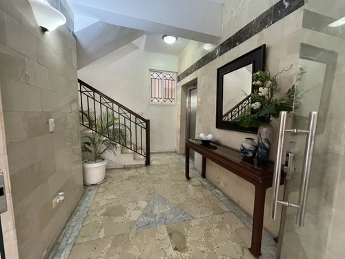 Imagen 13 de 14 de Apartamento Penthouse En Venta En Evaristo Morales, Próximo Piantini, Cercano A Sectores Como Naco, Serralles, Paraiso, El Millon, Santo Domingo