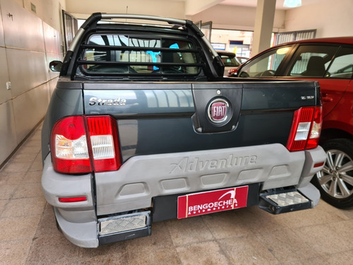 Imagen 3 de 8 de Fiat Strada 1.6 Adventure Gnc 2013