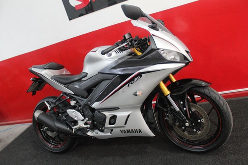 Imagem 2 de 11 de Yamaha Yzf R3 Abs 2021 Prata