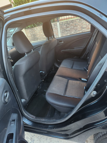 Toyota Etios 1.5 Sedan X