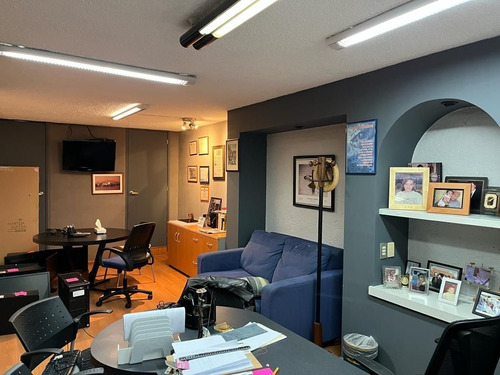Del Valle, Edificio De Oficinas, En Venta