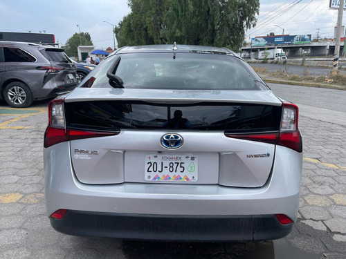 Toyota Prius 1.8 Base Cvt