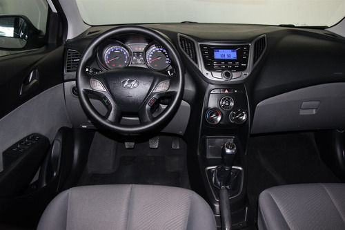 Hyundai Hb20s 1.6 Premium 2014