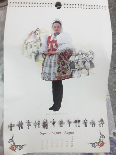 Almanaque De Trajes Típicos Checos Kroj De Republica Checa (Usado)