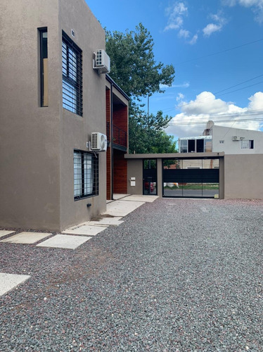 Imagen 10 de 14 de Departamento 2 Amb Tipo Duplex San Miguel Muñiz
