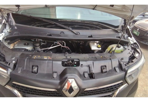 Renault Master 2.3 DCI DIESEL MINIBUS EXECUTIVE 16L L3H2 3P MANUAL