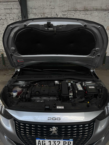 Peugeot 208 1.6l Feline Tiptronic