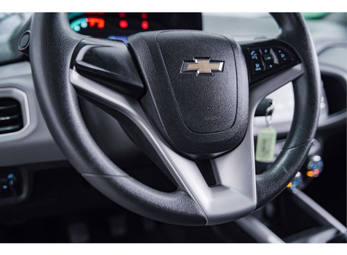 Chevrolet Onix 1.0 MPFI LT 8V FLEX 4P MANUAL
