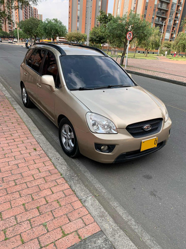 Kia Carens 2.0 Rondo Ex