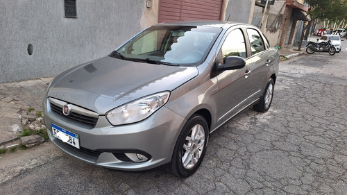 Fiat Grand Siena 1.6 16v Essence Flex Dualogic 4p