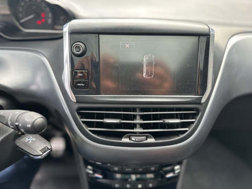 Peugeot 208 1.6 Feline