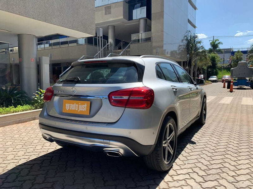Imagem 4 de 15 de Mercedes-benz Gla 250 2.0 16v Turbo Vision 4p 2015