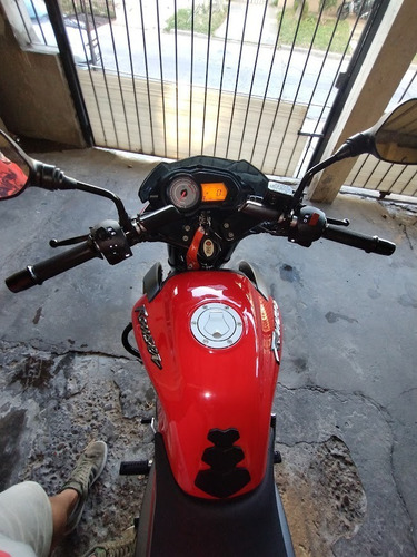 Imagen 2 de 20 de Bajaj Rouser Ns 125