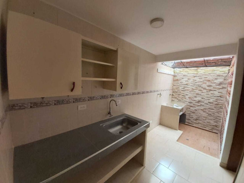 Venta De Casa De Dos Pisos En Caney, Sur De Cali 2054.