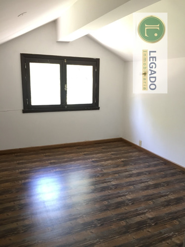 Destacada Residencia En Venta En Parque Del Plata