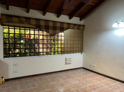 Imagen 10 de 24 de Maria Vende De Oportunidad Casa En Trigal Norte