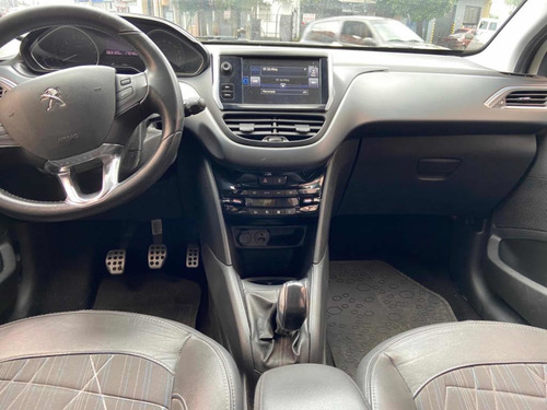 Imagen 8 de 8 de Peugeot 208 2016 1.6 Feline Pack Cuir
