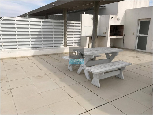 Apartamento En Aidy Grill, 2 Dormitorios Alquiler Anual - Ref: 240