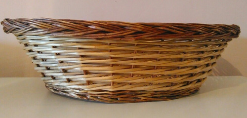 Cesta De Mimbre Grande Sin Asa. Única Disponible