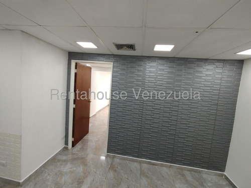 Oficina En Venta En Los Cortijos De Lourdes Mls 25-19927 Yf