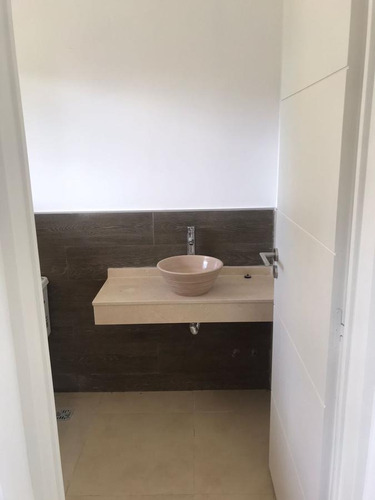 Imagen 10 de 30 de Casa En Venta En El Canton - Golf