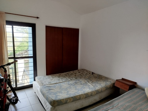 V294 - Villa Del Lago, Un Chalet Único Con La Mejor Ubicación Y Amplísimo Lote.