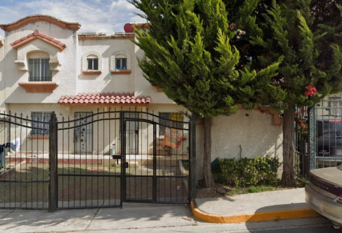 Venta De Casa En Villa Del Real Tecámac, Con Un Excelente Precio. On