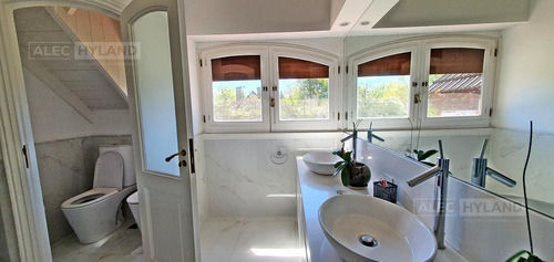 Imagen 30 de 30 de Chalet 9 Ambientes En Venta - Las Lomas-horqueta, San Isidro.