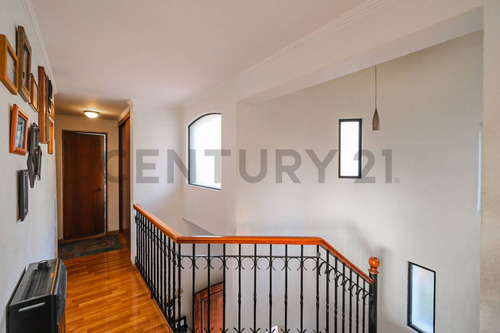 Casa En Arriendo Con Compromiso De Compra En La Reina