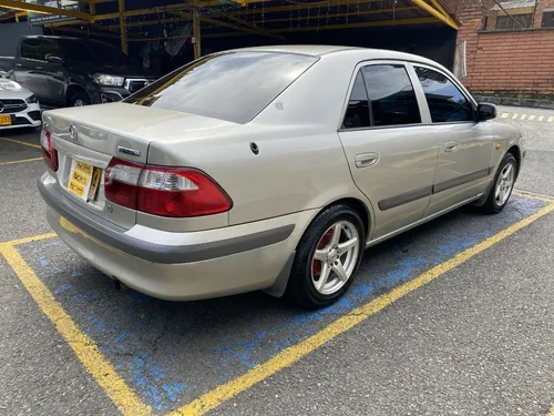 Mazda 626 Nuevo Milenio 2.0 2001