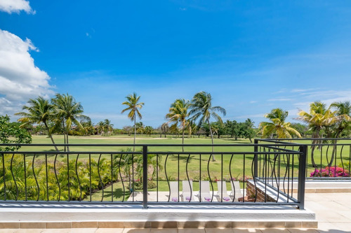 For Sale Villa De Lujo En Punta Cana En Proyecto Exclusivo Frente Al Campo De Golf