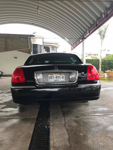 Imagen 4 de 10 de Lincoln Town Car 2003 Cartier Piel At