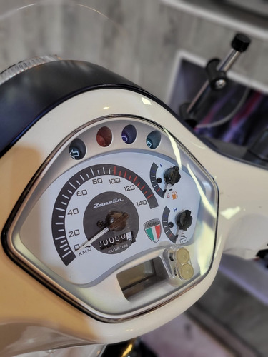 Imagen 5 de 8 de Zanella Exclusive Edizione 150 0km Tamburrino Motos