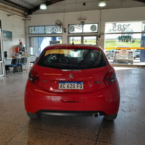 Peugeot 208 1.6 Allure Tiptronic