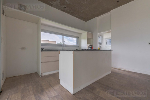Casa En San Sebastián Área 2 Mb