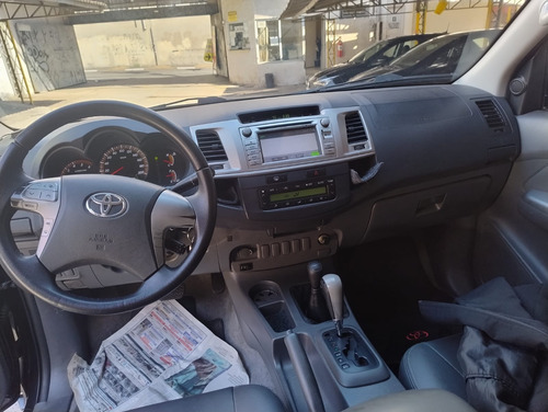 Toyota Hilux 3.0 Srv Cab. Dupla 4x4 Aut. 4p