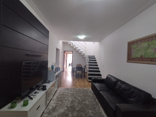 Casa 4 Quartos 2 Suítes 4 Banheiros