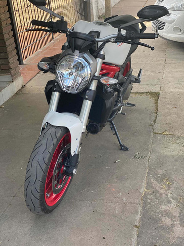 Ducati 821cc