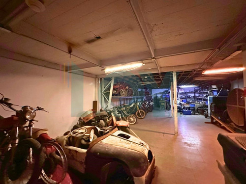 Galpon En Arriendo En Ñuñoa. Bodega Con Oficina Av. Marathon