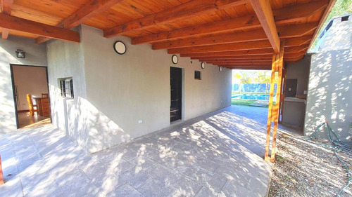 Imagen 3 de 16 de Venta Casa 2 Dormitorios Pileta Y Cochera